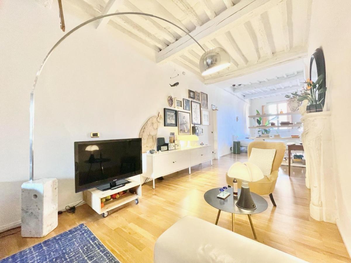 La Casa Del Pesce - Within The Historical Walls Of Lucca Luaran gambar