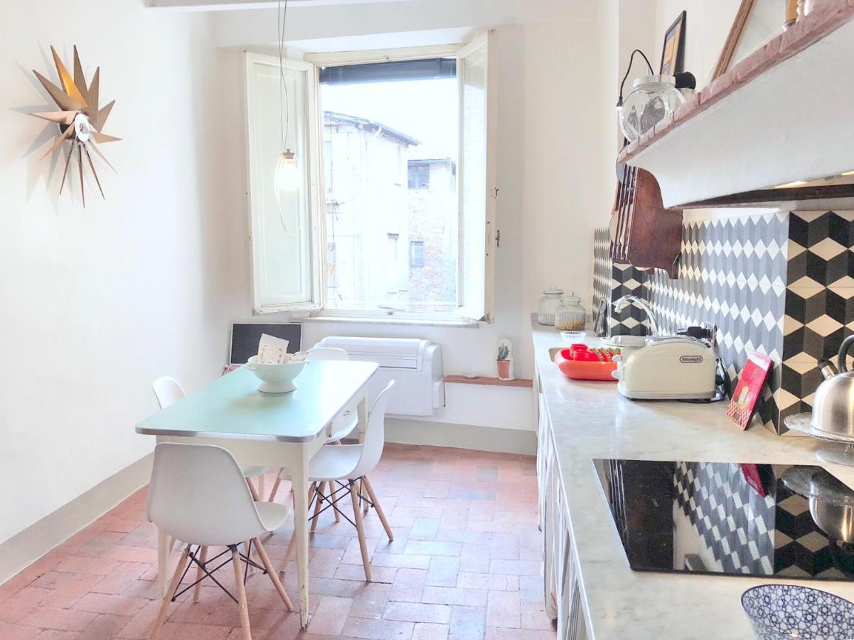 La Casa Del Pesce - Within The Historical Walls Of Lucca Luaran gambar